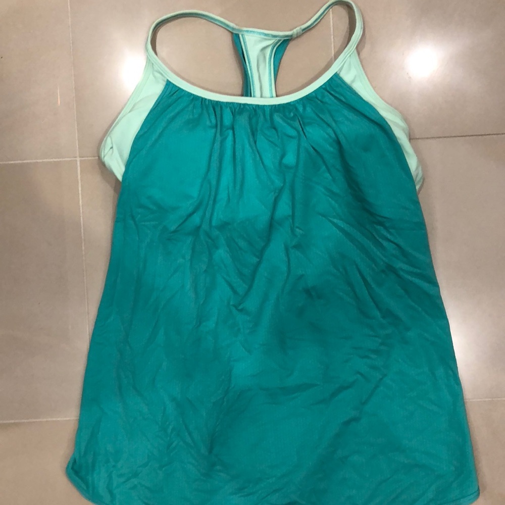 Lululemon tank